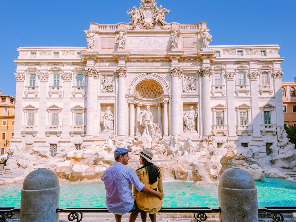 Trevi discount fountain and London